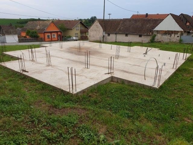ĐAKOVO-Gašinci, gradilište sa temeljima za ku?